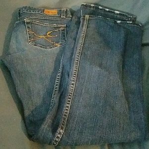 Buckle BkE Denim Blue Jeans 28 by 30.5 EUC bootcut